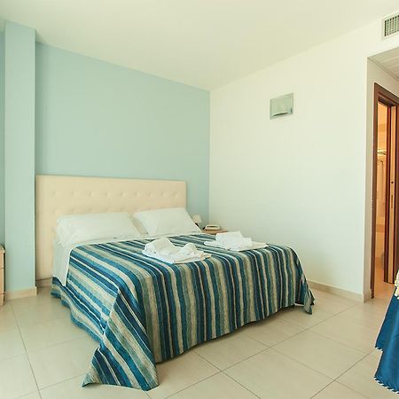 Hotel Riviera Silvi Marina Exterior photo